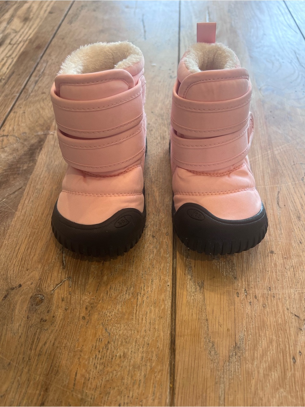 Pink/Black Sherpa Lined Snow Booties Hook & Loop Warm Rubber Sole US 6